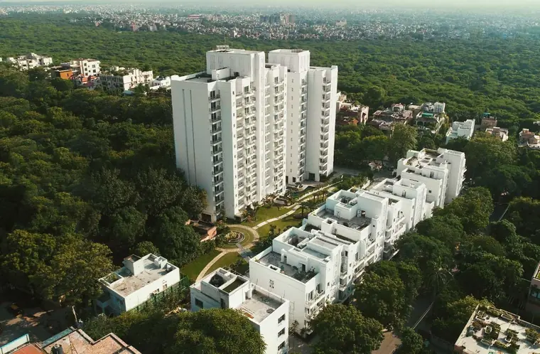 DLF Kings Court, Greater Kailash II, New Delhi